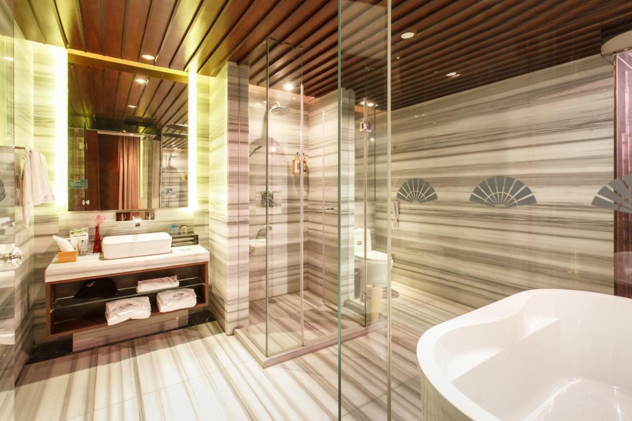 Four Seasons Rayli Hotel Ningbo Exterior photo